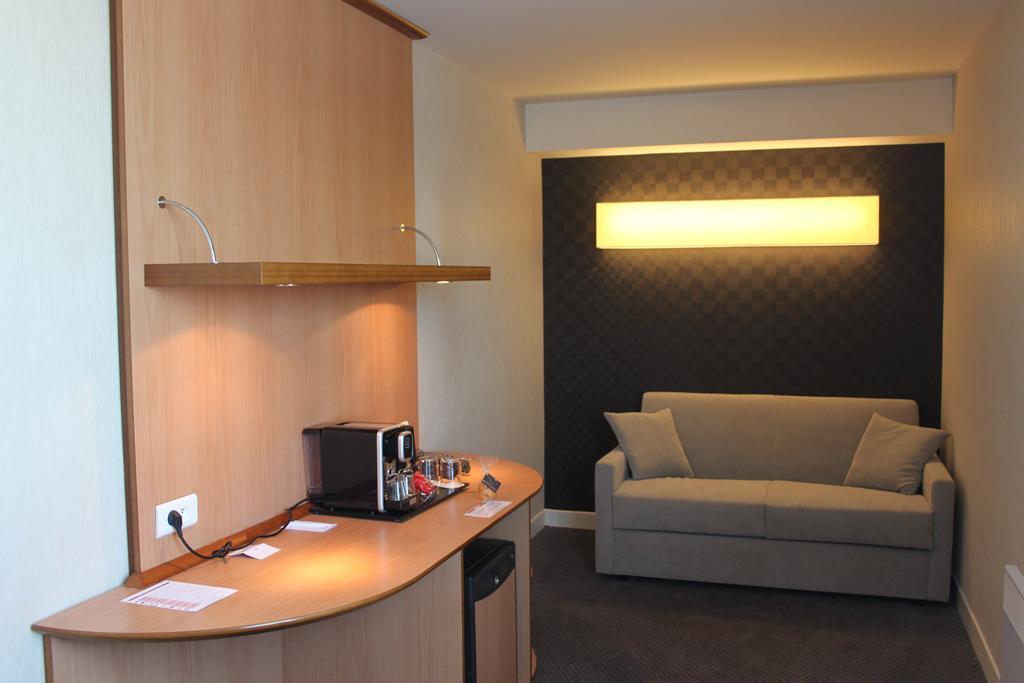 Best Western Plus Paris Saclay Room photo
